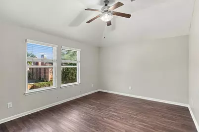 13042 Rose Landing Drive, Houston, TX 77070 - Photo 9
