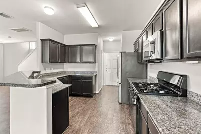 13042 Rose Landing Drive, Houston, TX 77070 - Photo 7