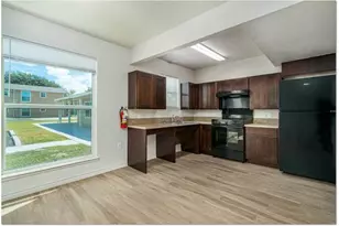 200 Ave A, Aransas Pass, TX 78336 - Photo 7