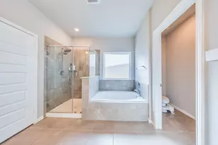 2107 Cherryvale Dr, Tomball, TX 77375 - Photo 11