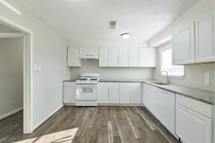 1206 Houston Ave, Pasadena, TX 77502 - Photo 11