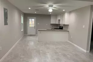 17219 Lillian Ln, Tomball, TX 77377 - Photo 3