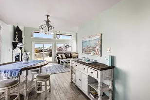 334 Paradise Dr, Tiki Island, TX 77554 - Photo 13