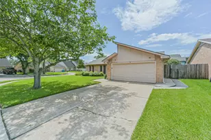 9907 Sageorchard Ln, Houston, TX 77089 - Photo 5