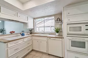 9907 Sageorchard Ln, Houston, TX 77089 - Photo 17