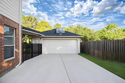 4406 N Huntwood Hills Lane N, Katy, TX 77494 - Photo 23