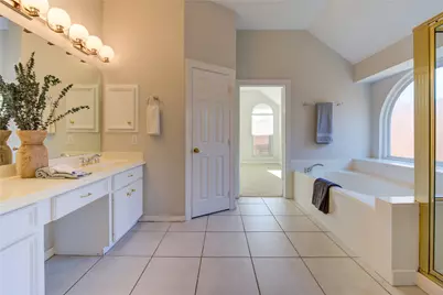 309 Oak Creek Drive, League City, TX 77573 - Photo 17