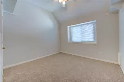 309 Oak Creek Drive, League City, TX 77573 - Photo 19