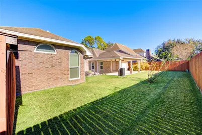 309 Oak Creek Drive, League City, TX 77573 - Photo 33