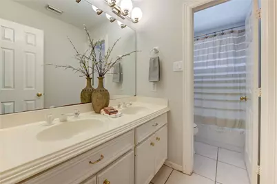 309 Oak Creek Drive, League City, TX 77573 - Photo 21