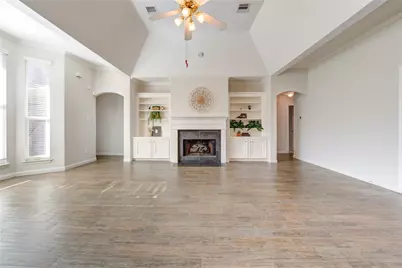 309 Oak Creek Drive, League City, TX 77573 - Photo 5