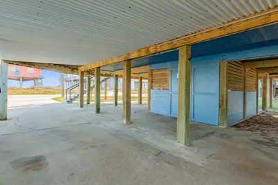 13135 Gulf Beach Drive, Freeport, TX 77541 - Photo 35