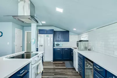 13135 Gulf Beach Drive, Freeport, TX 77541 - Photo 21