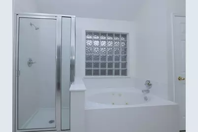 10997 Mercer Estates Court, Conroe, TX 77385 - Photo 33