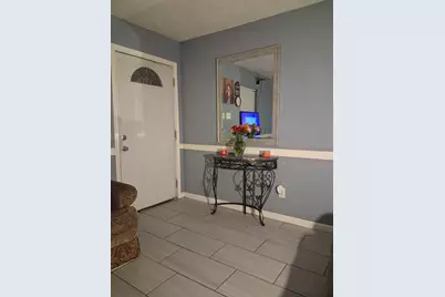 213 N 2nd Street, La Porte, TX 77571 - Photo 3