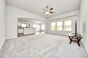 731 Rim Water Dr, Alvin, TX 77511 - Photo 5