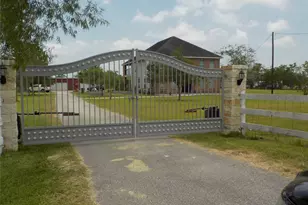 1927 Co Rd 486, Dayton, TX 77535 - Photo 3