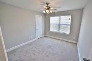 3719 Main Poplar Dr, Houston, TX 77025 - Photo 17
