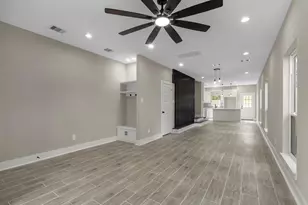 7802 Queen St, Houston, TX 77028 - Photo 25