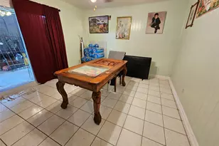 10112 Beekman Pl Dr, Houston, TX 77043 - Photo 7