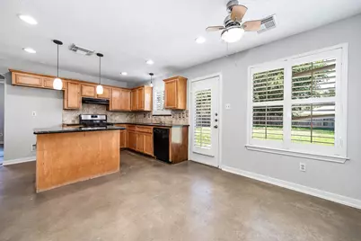 5922 James Place, Houston, TX 77085 - Photo 11