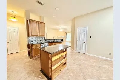 8514 Spotslyvania Lane, Houston, TX 77083 - Photo 9