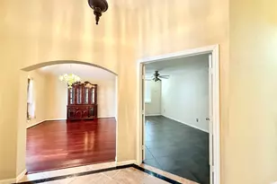 8514 Spotslyvania Ln, Houston, TX 77083 - Photo 5