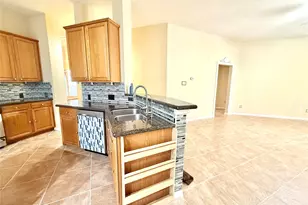 8514 Spotslyvania Ln, Houston, TX 77083 - Photo 11