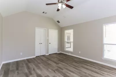 13606 Caney Springs Lane, Houston, TX 77044 - Photo 9