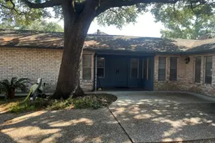 10031 Briar Rose Dr, Houston, TX 77042 - Photo 21