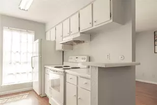 6200 Ranchester Dr, Houston, TX 77036 - Photo 13