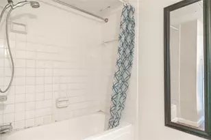 6200 Ranchester Dr, Houston, TX 77036 - Photo 19