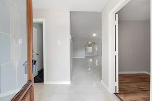 [Address not provided], Baytown, TX 77521 - Photo 5