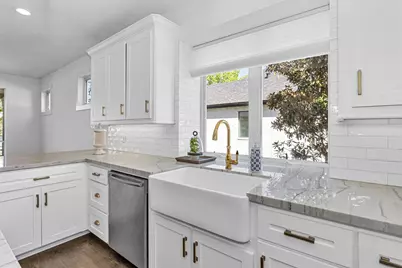 111 Edgewood Drive, Montgomery, TX 77356 - Photo 15