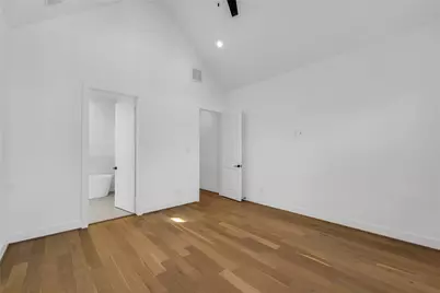 10937 Fire Creek Drive, Houston, TX 77043 - Photo 17