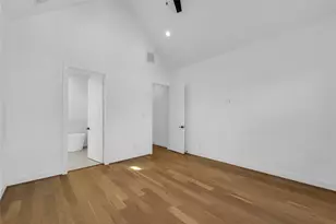 10937 Fire Creek Dr, Houston, TX 77043 - Photo 17