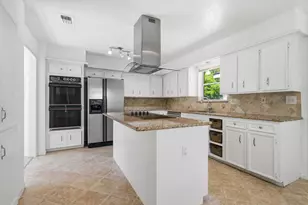 11419 Inwood Dr, Houston, TX 77077 - Photo 9