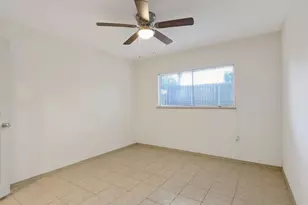 726 Corvette Ct, Houston, TX 77060 - Photo 13