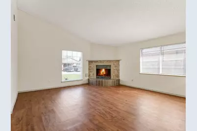 726 Corvette Court, Houston, TX 77060 - Photo 5