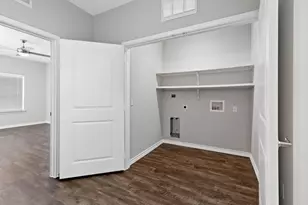 2551 N Guadalupe St, Seguin, TX 78155 - Photo 11