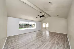 5322 Bulen Ave, Friendswood, TX 77546 - Photo 11