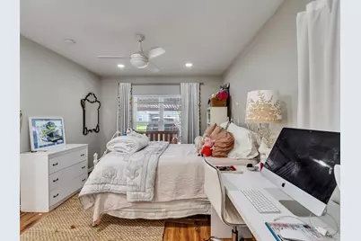 10309 Chesterfield Drive, Houston, TX 77051 - Photo 13