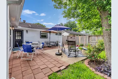 10309 Chesterfield Drive, Houston, TX 77051 - Photo 19