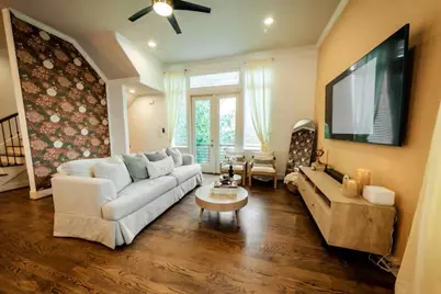 3203 Baron Street, Houston, TX 77020 - Photo 9