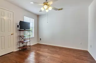 111 Water Oak Dr, League City, TX 77573 - Photo 17