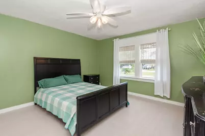 1403 N Avenue F, Freeport, TX 77541 - Photo 29