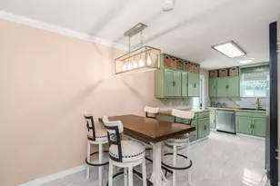 1403 N Avenue F, Freeport, TX 77541 - Photo 17