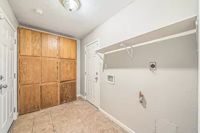 1318 55th Street, Galveston, TX 77551 - Photo 19