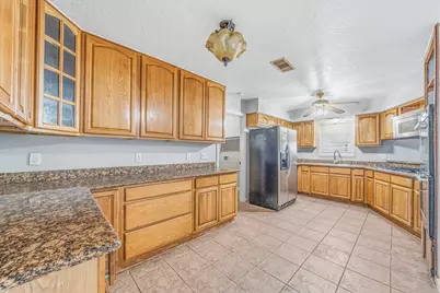 1318 55th Street, Galveston, TX 77551 - Photo 17