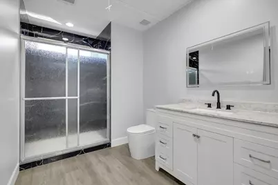 12564 Memorial Drive, Houston, TX 77024 - Photo 31